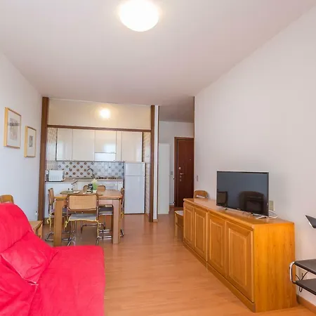 Luna Apartment